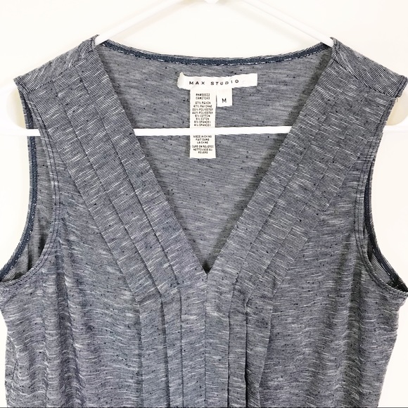 Max Studio Navy Space Dye V-Neck Sleeveless Top M - Picture 2 of 6